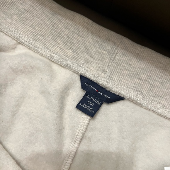 Tommy Hilfiger Kids Light Beige Joggers with Logo - Picture 12 of 17